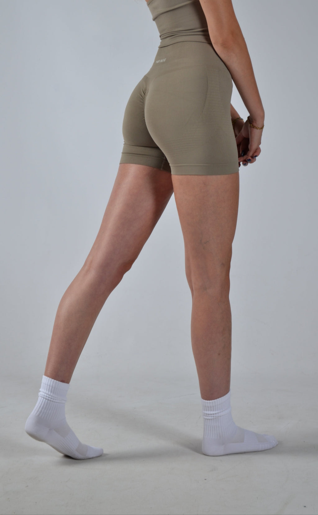 Sculpt Short Taupe